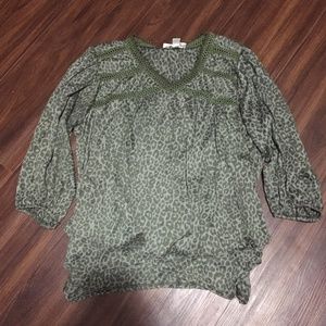 Studio JPR Petite S Animal Print Blouse Green